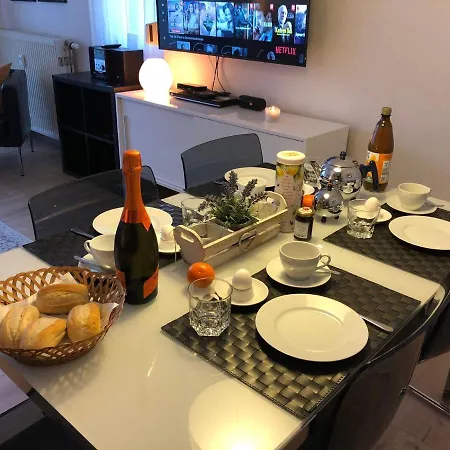 Διαμέρισμα Ferienwohnung-kapitaen-hook-mit-sonnenterrasse-garten-zwischen-strand-wald-wiese-auf-ruegen