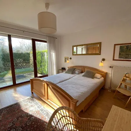 Διαμέρισμα Ferienwohnung-kapitaen-hook-mit-sonnenterrasse-garten-zwischen-strand-wald-wiese-auf-ruegen *