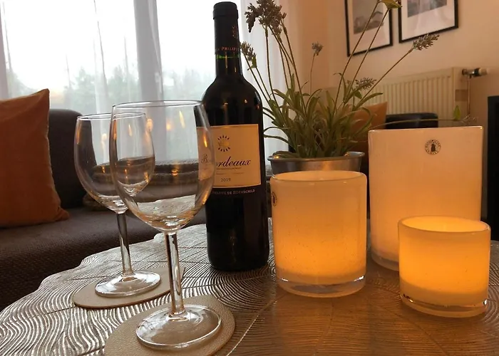 Appartement Ferienwohnung-kapitaen-hook-mit-sonnenterrasse-garten-zwischen-strand-wald-wiese-auf-ruegen